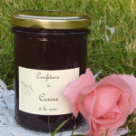 confiture extra de cerise à la rose